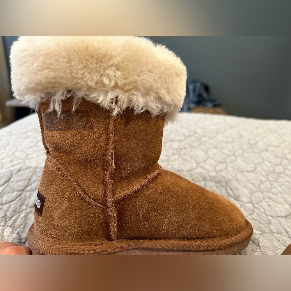 Lam Basic Fur Boot Color Camel Size 1Y NWOT